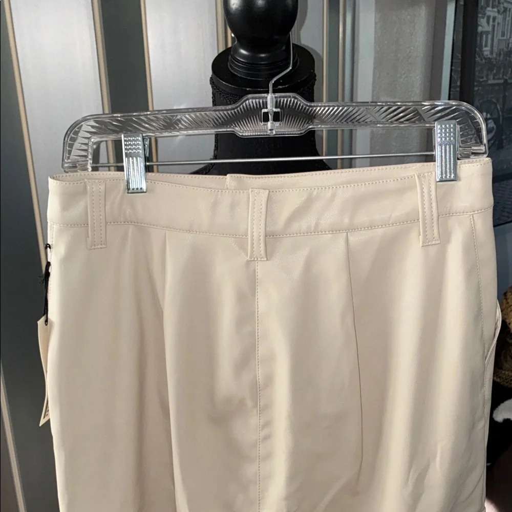 Haute Monde Off-White Cargo Pants